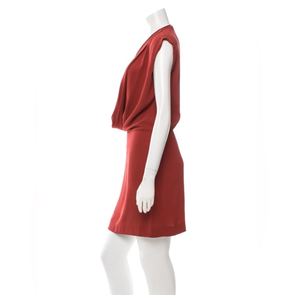 Diane Von Furstenberg Red Reara 100% Silk Flattering Drape Front Dress Sz 6 Red - Picture 3 of 9